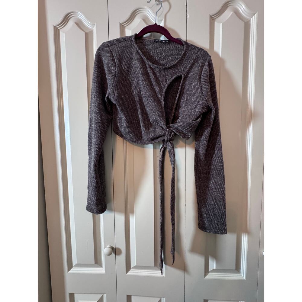 Blue Blush cropped charcoal gray knit wrap top with cut out, large